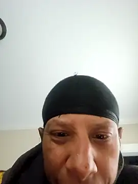 Vybezmaster online show from 11-16-25, 06:35