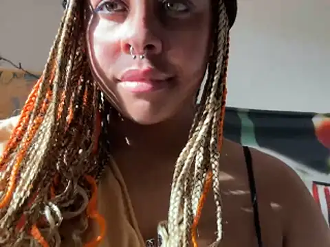 Snapshot of N1NT3NDH03 chatting on 02-23-26, 10:40 N1NT3NDH03 online show from 02-23-26, 10:40