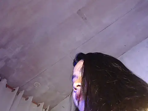 Snapshot of Urbabygirl_jenny chatting on 09-30-25, 01:27 Urbabygirl jenny online show from 09-30-25, 01:27