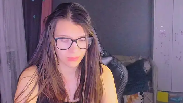 MollyLollipop online show from 03-12-26, 05:52