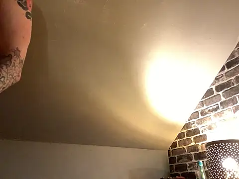 Snapshot of GhetTOfag_ chatting on 02-04-25, 08:46 GhetTOfag online show from 02-04-25, 08:46