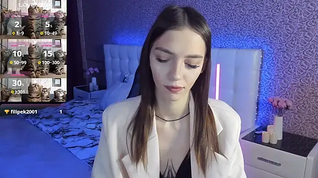 SophieCatty online show from 01-30-25, 06:24