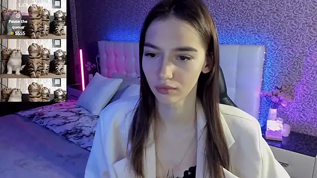 SophieCatty online show from 03-03-25, 07:32