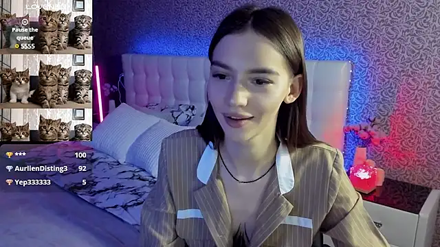 SophieCatty online show from 03-07-25, 11:29