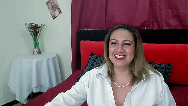 Snapshot of yayita_mature chatting on 01-16-25, 04:07 yayita mature online show from 01-16-25, 04:07