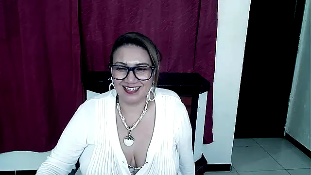 Snapshot of yayita_mature chatting on 02-01-25, 08:16 yayita mature online show from 02-01-25, 08:16