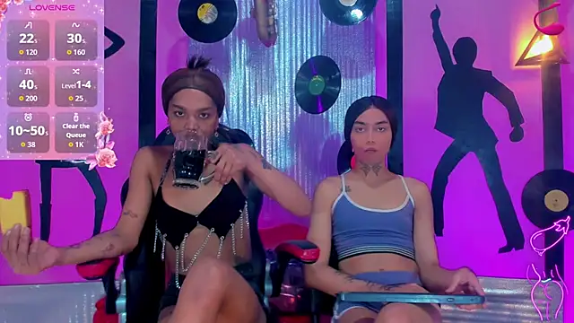 nickyminach  online show from 10-03-25, 07:11