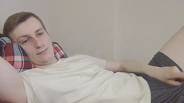 Snapshot of your_andy chatting on 05-17-26, 06:22 your andy online show from 05-17-26, 06:22