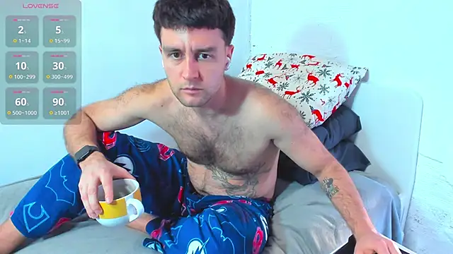 Snapshot of HonestAndrew chatting on 01-09-25, 01:35 HonestAndrew online show from 01-09-25, 01:35