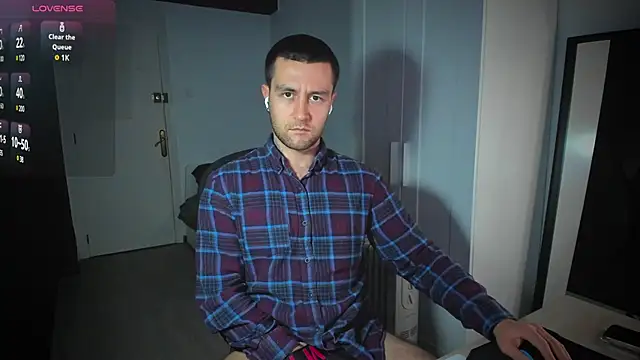 Snapshot of HonestAndrew chatting on 02-05-25, 03:20 HonestAndrew online show from 02-05-25, 03:20