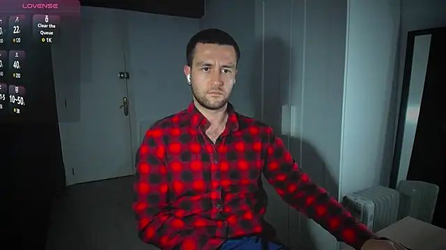 Snapshot of HonestAndrew chatting on 02-09-25, 05:01 HonestAndrew online show from 02-09-25, 05:01