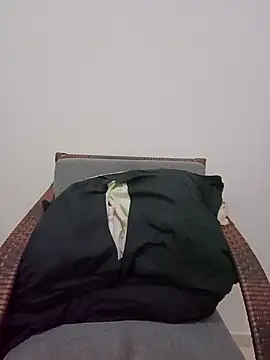 VIC22SECRET online show from 01-25-25, 01:10