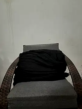 VIC22SECRET online show from 10-17-25, 01:09