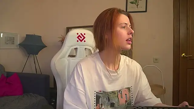 doll lesli online show from 02-11-25, 02:35