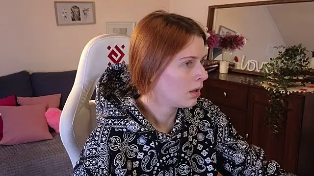 doll lesli online show from 03-07-25, 02:45