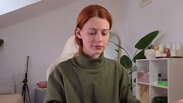 doll lesli online show from 10-17-25, 09:34