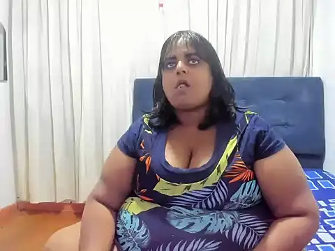 Snapshot of SusanaEshwar chatting on 11-10-25, 12:20 SusanaEshwar online show from 11-10-25, 12:20