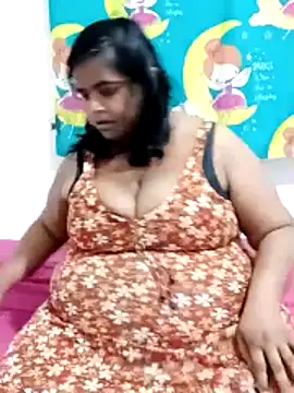 SusanaEshwar online show from 02-28-26, 01:39