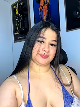 Snapshot of shaziaali_ chatting on 10-22-25, 04:46 shaziaali online show from 10-22-25, 04:46