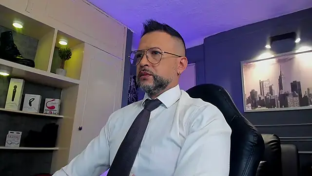 MrFrank tattoo online show from 11-19-25, 12:05