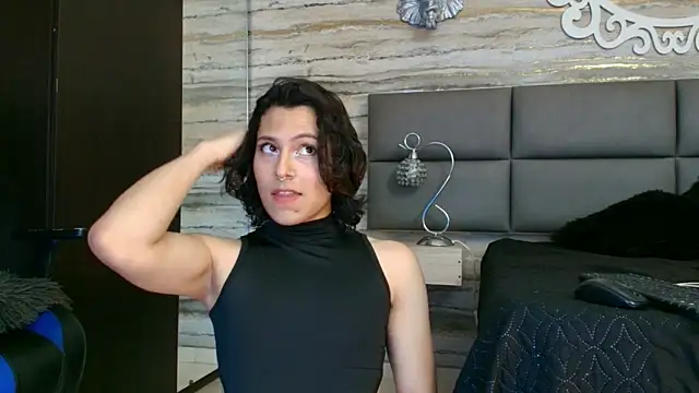 Snapshot of oliver__brown chatting on 03-15-26, 11:00 oliver brown online show from 03-15-26, 11:00