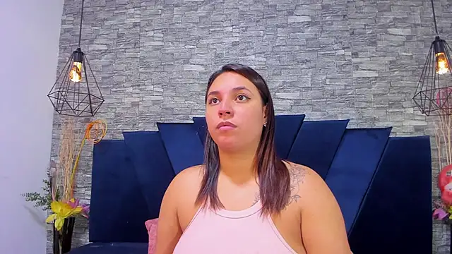 LizzRouse online show from 03-15-25, 03:06