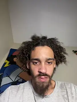 Snapshot of Mrvanillaa chatting on 10-18-25, 09:59 Mrvanillaa online show from 10-18-25, 09:59