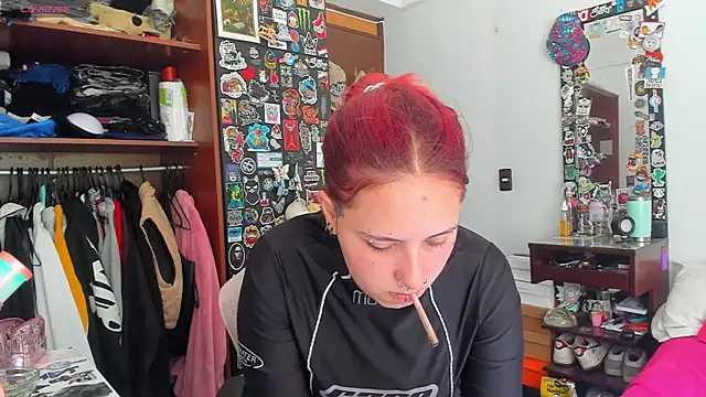 Snapshot of Jessie_williams chatting on 01-16-25, 04:28 Jessie williams online show from 01-16-25, 04:28