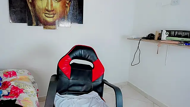 Snapshot of little_tsgirl_ chatting on 02-07-26, 01:26 little tsgirl online show from 02-07-26, 01:26