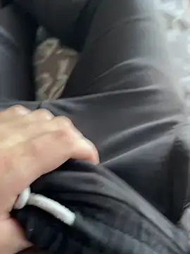 vaniusaw online show from 10-27-25, 01:26