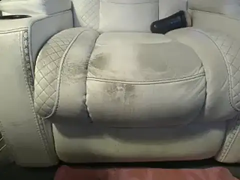 honeylovelace online show from 10-28-25, 02:42