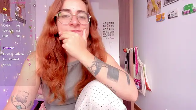 linda giggle online show from 10-08-25, 02:04
