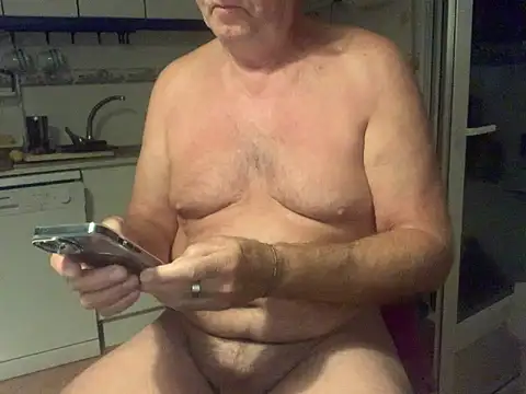 Nudelschwanz online show from 11-05-25, 05:29