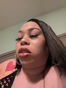 ThickAssRena online show from 12-08-24, 02:49