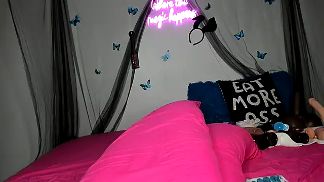 ThickAssRena online show from 12-31-24, 12:00