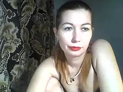 Snapshot of Olesja chatting on 03-05-25, 06:56 Olesja online show from 03-05-25, 06:56