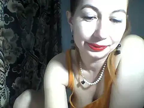 Snapshot of Olesja chatting on 03-11-25, 09:37 Olesja online show from 03-11-25, 09:37
