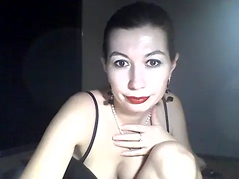 Snapshot of Olesja chatting on 01-17-26, 08:12 Olesja online show from 01-17-26, 08:12