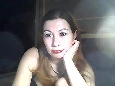Snapshot of Olesja chatting on 02-12-26, 08:04 Olesja online show from 02-12-26, 08:04