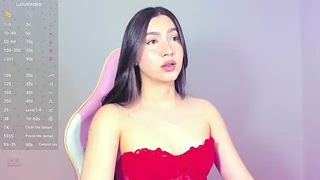 Snapshot of alice-love1 chatting on 12-14-24, 12:33 alice-love1 online show from 12-14-24, 12:33