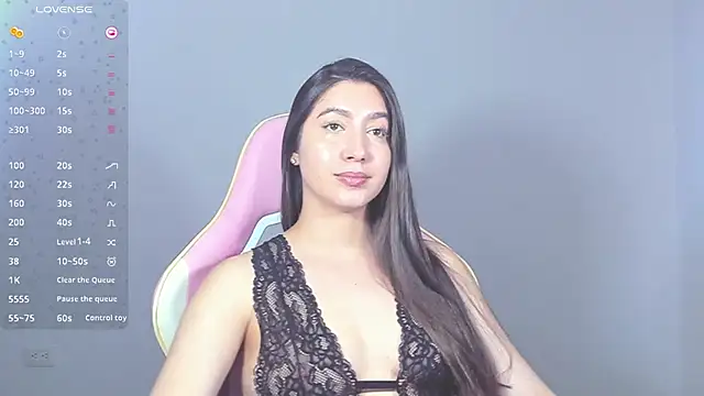 Snapshot of alice-love1 chatting on 01-21-25, 01:08 alice-love1 online show from 01-21-25, 01:08