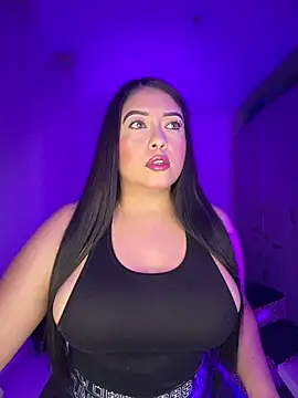 Snapshot of cami_ortiz__ chatting on 07-05-26, 05:36 cami ortiz online show from 07-05-26, 05:36