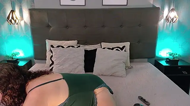 Madisonsmiith online show from 10-15-25, 09:04