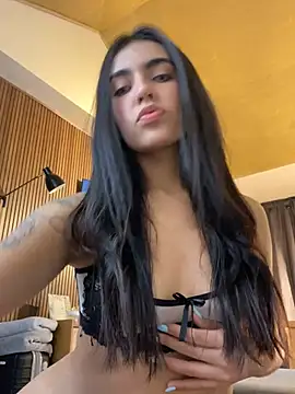 Snapshot of DaphneUwu chatting on 01-09-26, 12:46 DaphneUwu online show from 01-09-26, 12:46