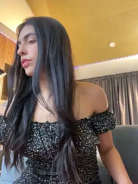 Snapshot of DaphneUwu chatting on 02-27-26, 01:05 DaphneUwu online show from 02-27-26, 01:05