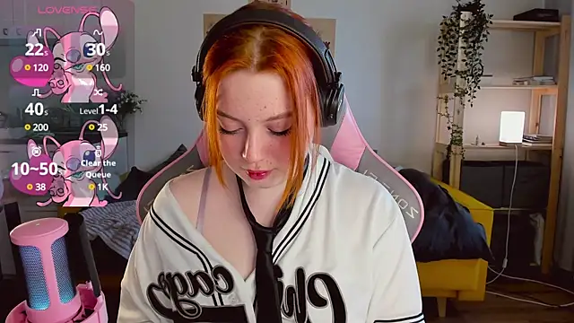 Sofy Benson online show from 03-22-25, 01:19