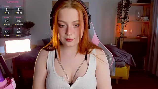 Sofy Benson online show from 10-13-25, 08:36