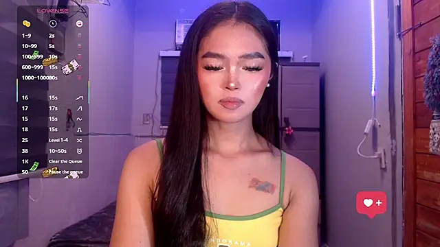 Itsme claire online show from 10-18-25, 04:04