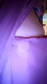 Snapshot of Riyasingh9 chatting on 12-29-24, 03:33 Riyasingh9 online show from 12-29-24, 03:33