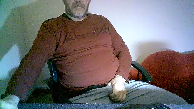 Snapshot of Greek_Passion chatting on 12-10-24, 06:06 Greek Passion online show from 12-10-24, 06:06